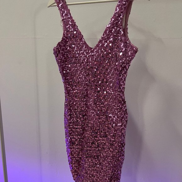 Pink Sequin Dress - Picture 5 of 9